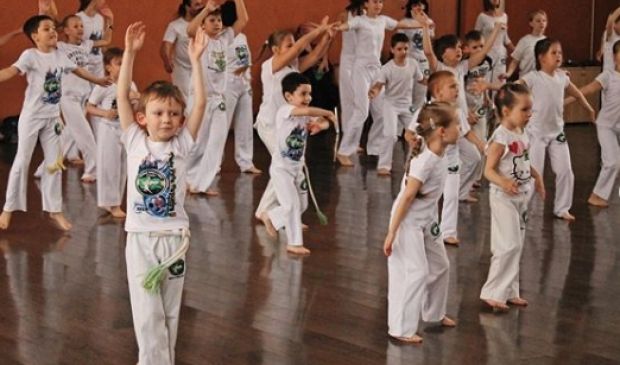 Фотография Капоэйра для детей в Школе капоэйры Familia Ginga e Raca