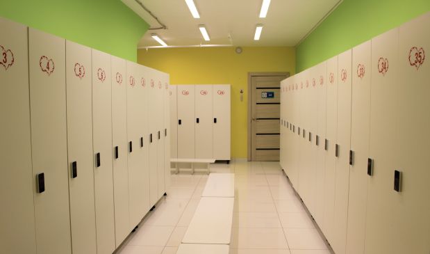 Фотография Футбольный манеж 29х8 в спортивном центре FootBe