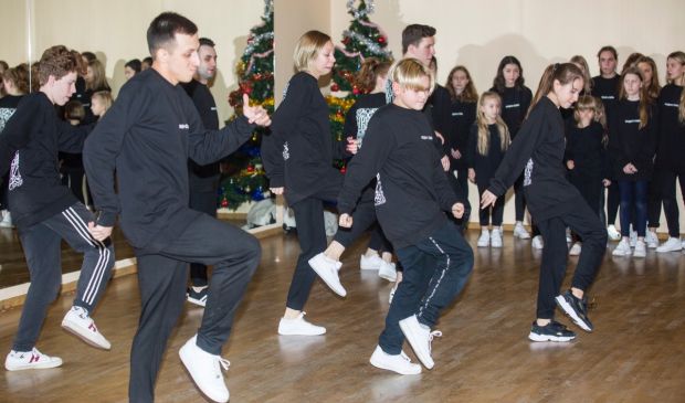 Фотография Hip-hop  на английском языке для детей 4-6 лет https://youtu.be/De3EgxF-b28