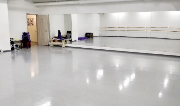 Фотография Зал для танцев 75 кв.м. «Art&Move»