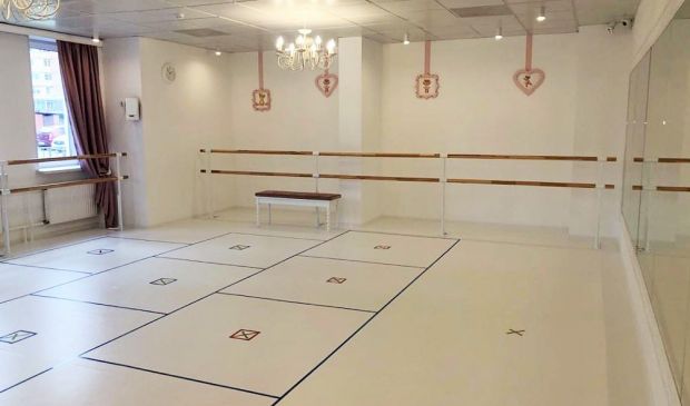 Фотография Танцевальный зал 50 кв.м. в Царицыно