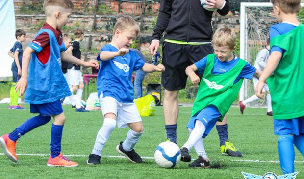 Фотография Футбольная школа «Ангелово» в Митино