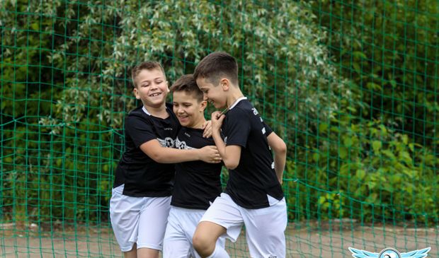Фотография Футбольная школа «Ангелово» в Митино
