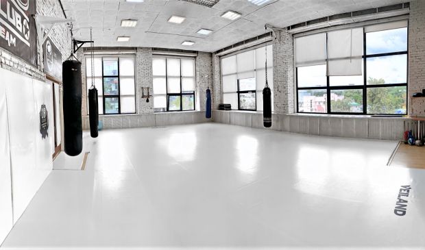 Фотография Спортивный мягкий зал 120 кв. м(зал 1) в клубе единоборств и фитнеса 
