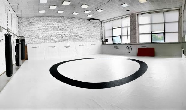 Фотография Спортивный мягкий зал 160 кв. м.(зал 2) в клубе единоборств и фитнеса 