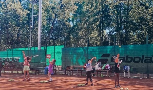 Фотография Групповые занятия по теннису для детей