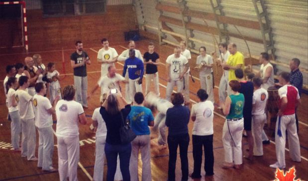 Фотография Площадка для игровых видов спорта и единоборств на Кленовом