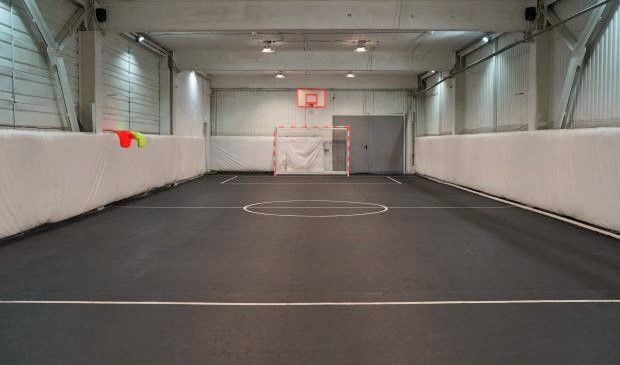 Фотография Только для детей: Футбольно-баскетбольная площадка Аэродинамика 