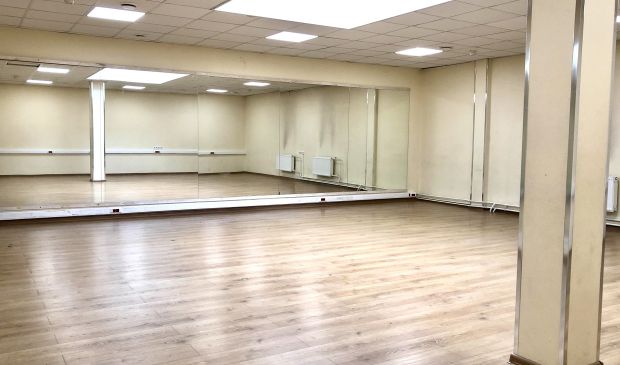 Фотография Большой зал с зеркалами LEVITA