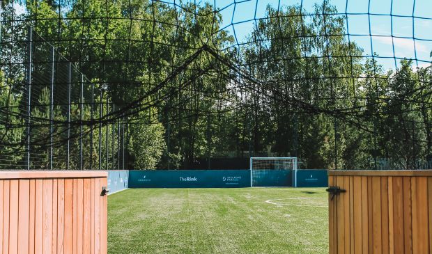 Фотография Футбольное поле 40х20 в Сколково 