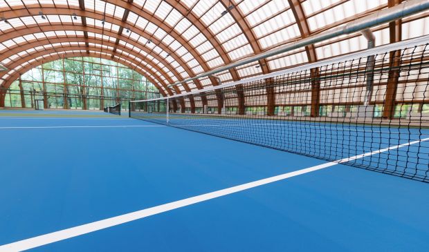 Фотография Групповые занятия по теннису с тренером для взрослых