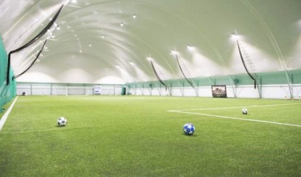 Фотография Футбольный манеж Клевер