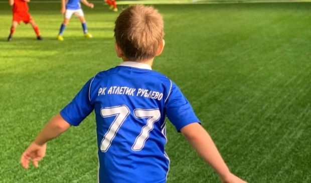 Фотография Футбол для детей 6-8 лет