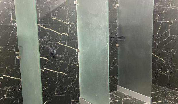 Фотография Футбольный манеж 35х19 