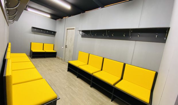 Фотография Футбольный манеж 35х19 