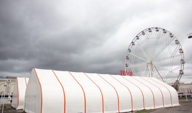 Фотография Футбольный манеж 44х24 