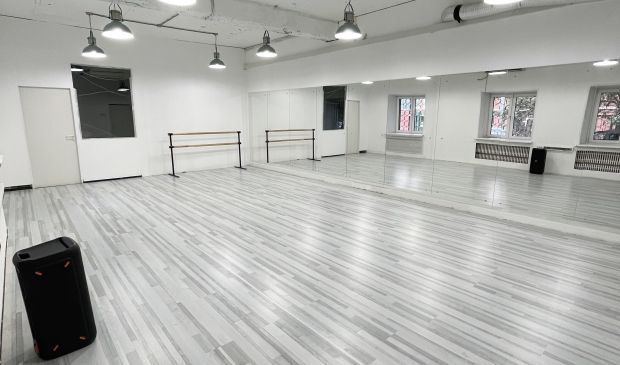 Фотография Зал для танцев White в «Black Lions Dance Studio»