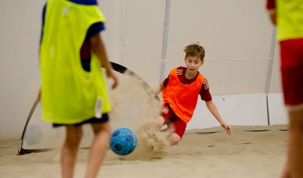 Фотография Пляжный футбол для детей «Основной состав»