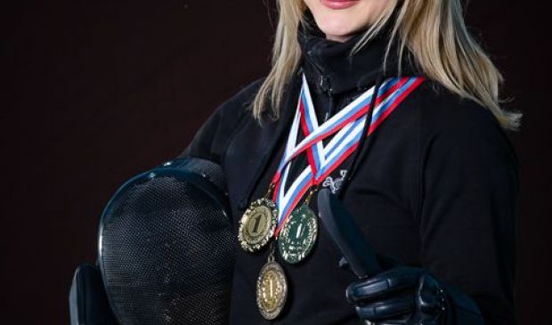 Фотография Женский ножевой бой