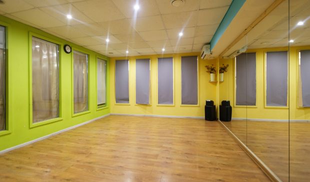 Фотография Зал №1 , 27 кв.м. для танцев, йоги, хореографии, фитнеса, тренингов