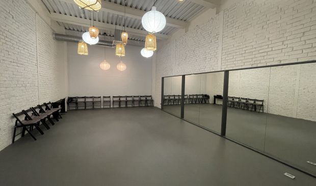 Фотография Зал для йоги и фитнеса 