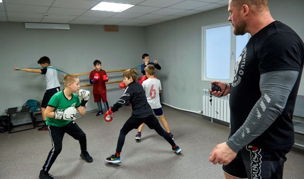 Фотография Кроссфит для взрослых в школе единоборств «Честный бой»