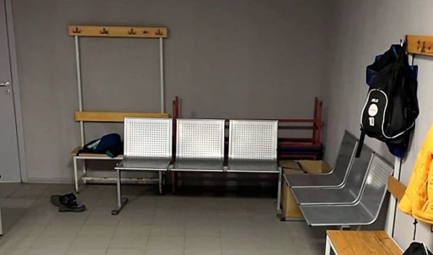 Фотография Футбольное поле 20х40м с искусственным газоном