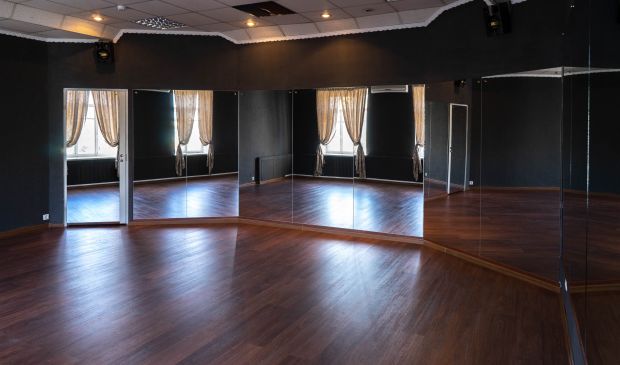 Фотография Gusyaka Club Проспект мира (Черный зал - 50кв.М)