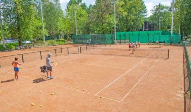 Фотография Открытые грунтовые теннисные корты ТЦС 