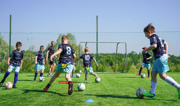 Фотография Футбольная школа «PROFIBALL» для детей от 4 до 12 лет