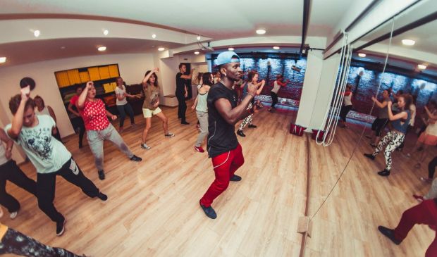 Фотография Зал 65 кв.м. студии йоги и фитнеса 