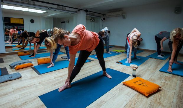 Фотография Зал 65 кв.м. студии йоги и фитнеса 