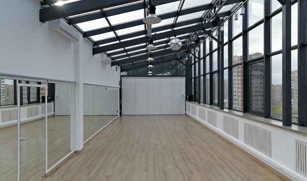 Фотография Зал 78 кв.м. студии йоги и фитнеса 