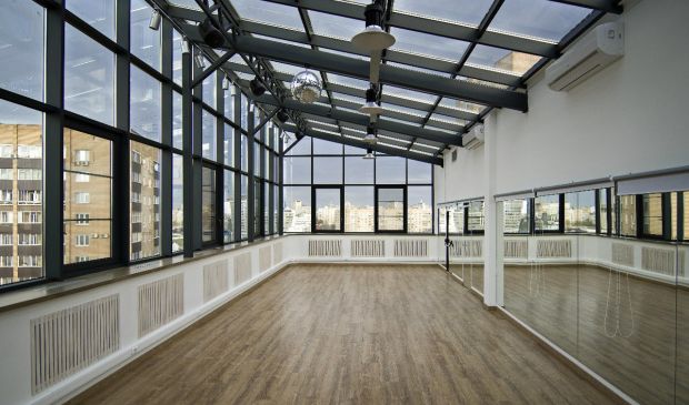 Фотография Зал 78 кв.м. студии йоги и фитнеса 