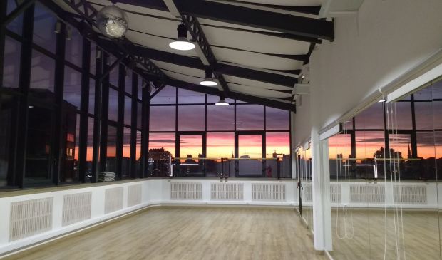 Фотография Зал 78 кв.м. студии йоги и фитнеса 