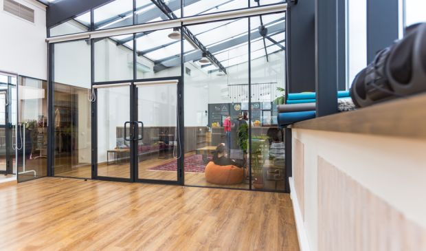 Фотография Зал 30 кв.м. студии йоги и фитнеса 