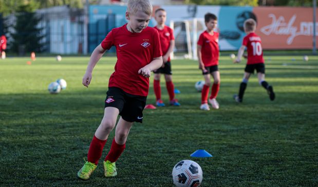 Фотография Футбольная школа 