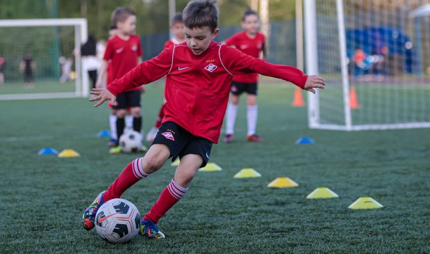 Фотография Футбольная школа 