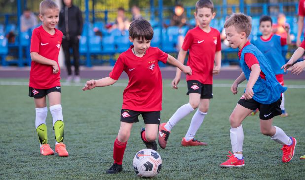 Фотография Футбольная школа 