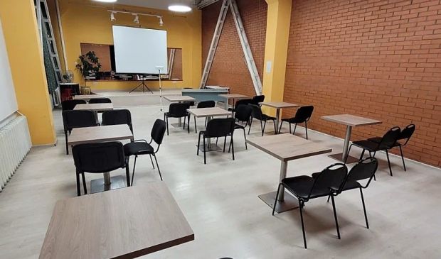 Фотография Желтый зал 75 кв.м. в лофте Slam Space