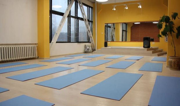 Фотография Желтый зал 75 кв.м. в лофте Slam Space