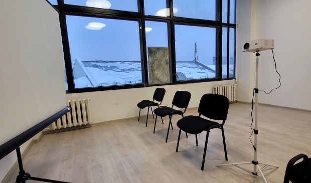 Фотография Белый зал 36 кв.м. в лофте Slam Space