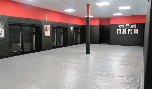 Фотография Зал с мягким покрытием 100 кв.м 