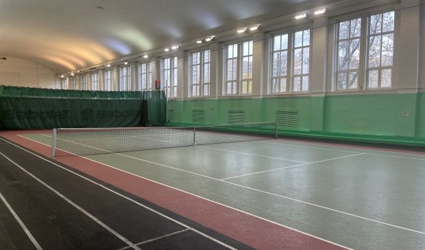 Фотография Крытые теннисные корты (манеж) на стадионе 
