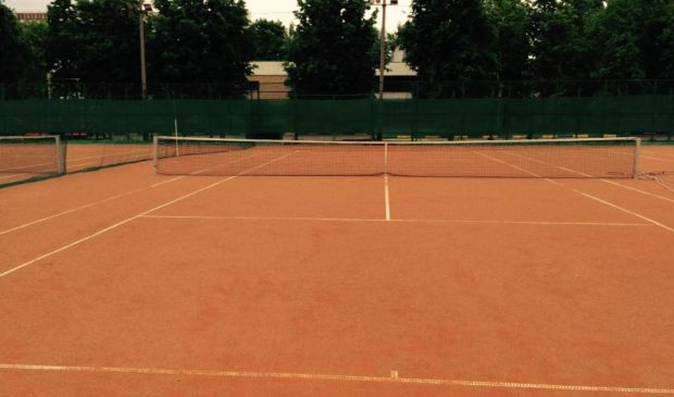 Фотография Открытые теннисные корты на стадионе 