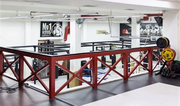 Фотография Ударная зона с рингом в Бойцовском клубе 