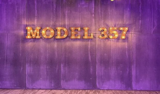 Фотография Зал 75 кв.м. в школе танцев «DM»