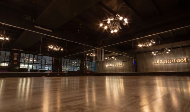 Фотография Зал 75 кв.м. в школе танцев «DM»