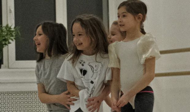 Фотография Занятия по современному танцу для детей (4-5 лет)