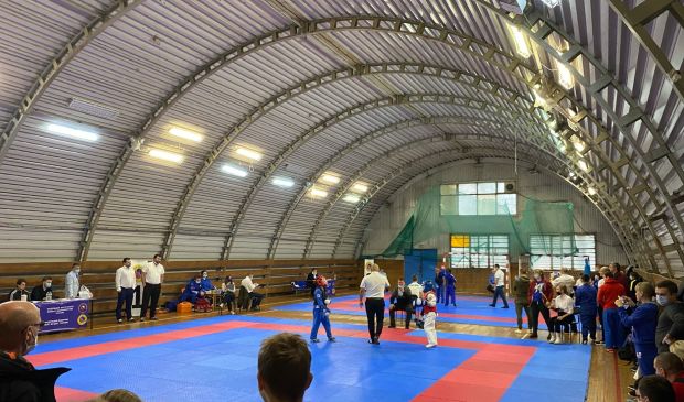 Фотография Площадка для игровых видов спорта и единоборств на Кленовом